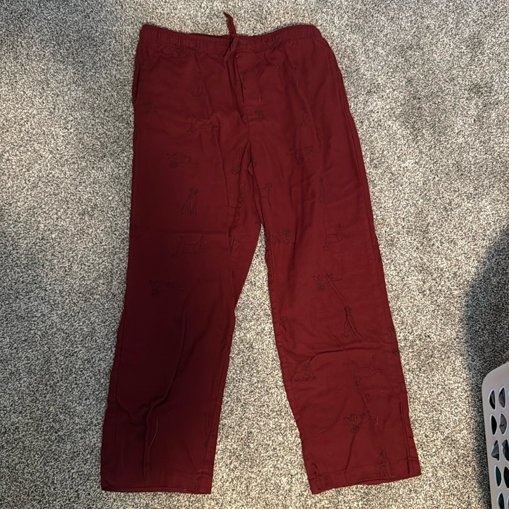 Sonoma men’s pajama pants! Maroon/dark red, with dog print. Size large.